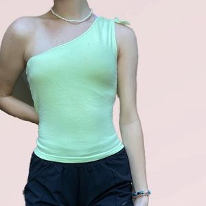 one shoulder top